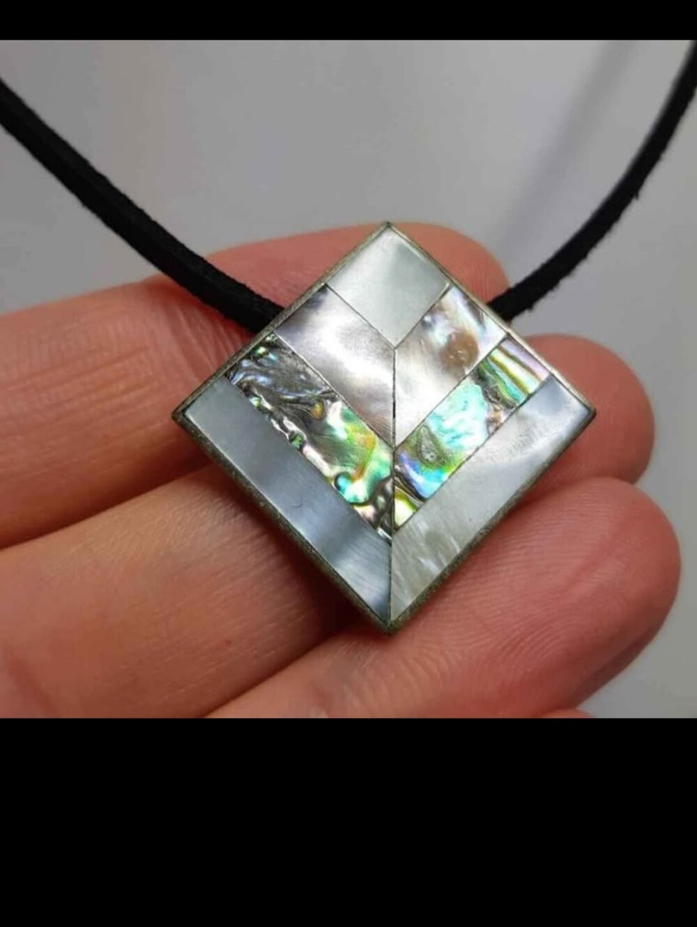 Iridescent Mother of Pearl And Pau Inlay Pendant Necklace